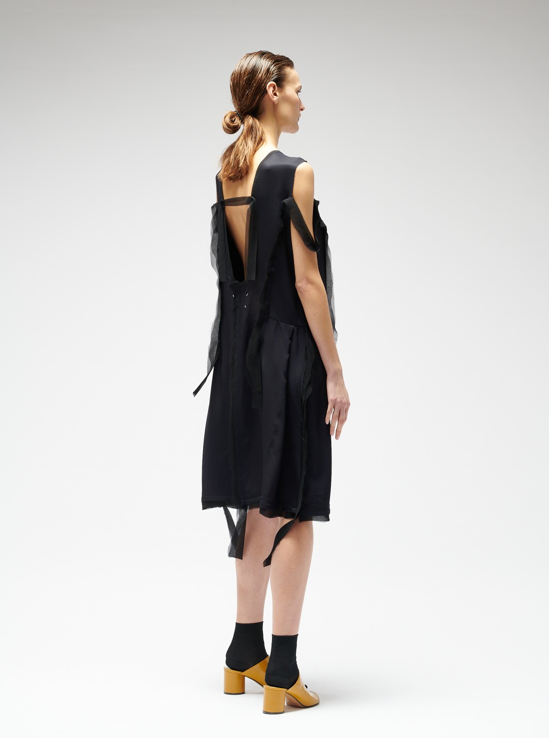 Anonymity lining sleeveless dress