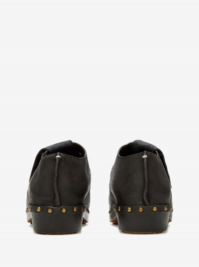 Chaussures à oeillets 2