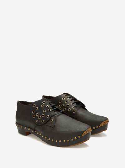 Chaussures à oeillets 2