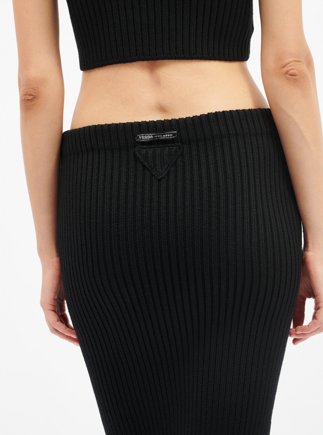 Ribbed wool skirt