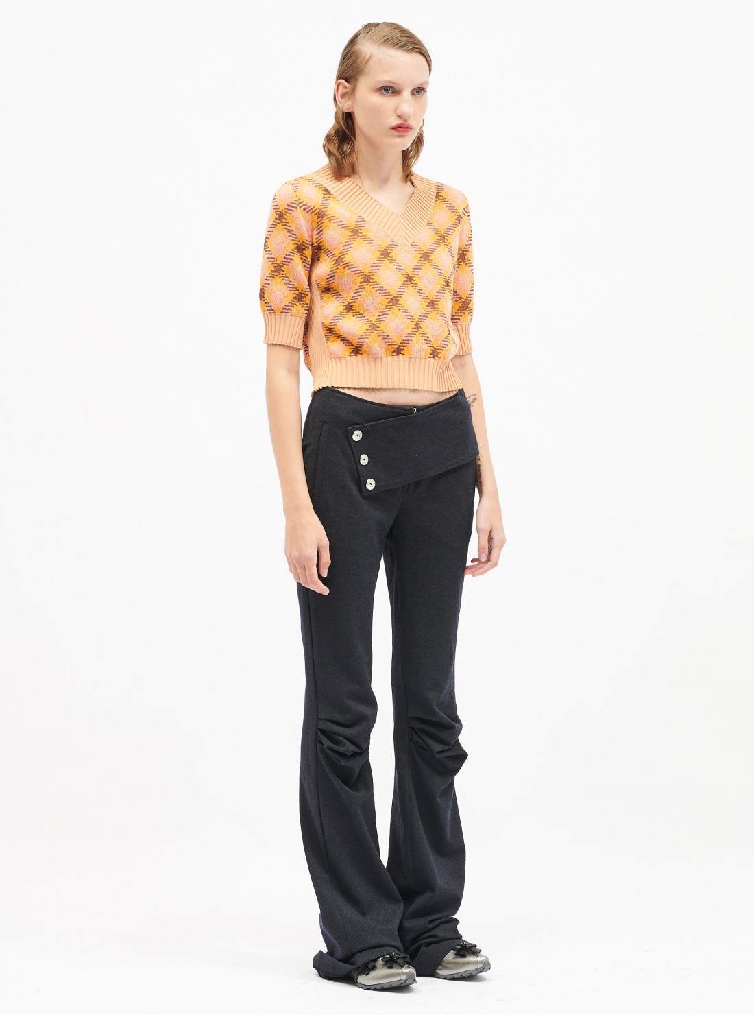 ARGYLE V NECK AMBER