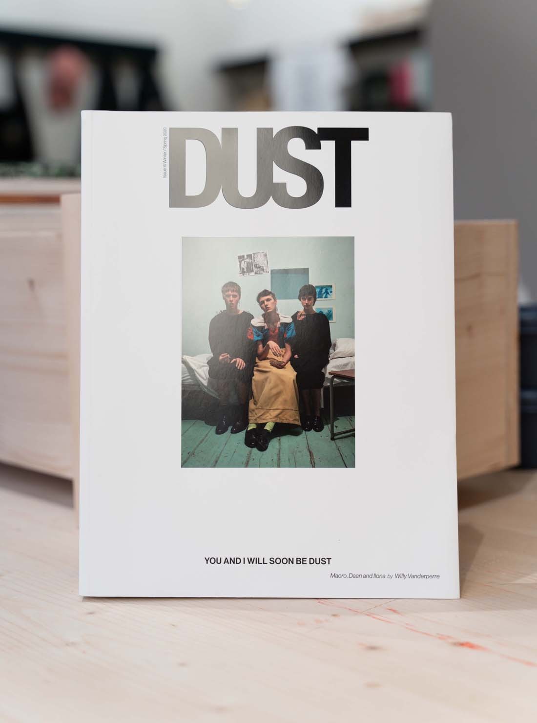 Dust Magazine Issue 16