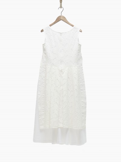 Robe en dentelle 2