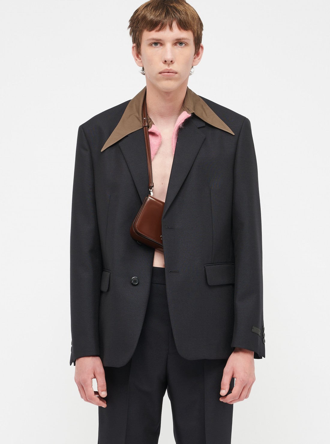 Single-breasted wool jacket with collar