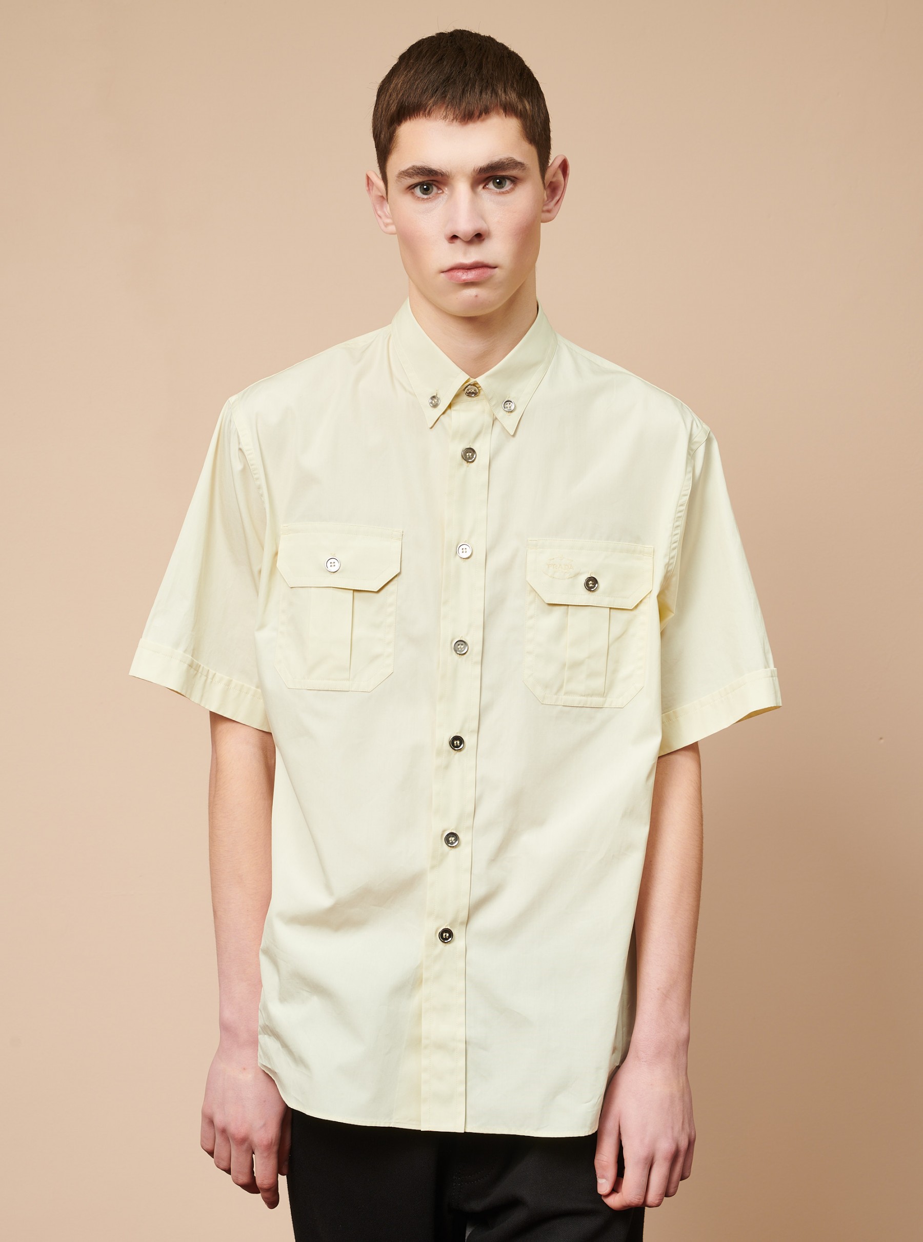 Short-sleeved cotton shirt