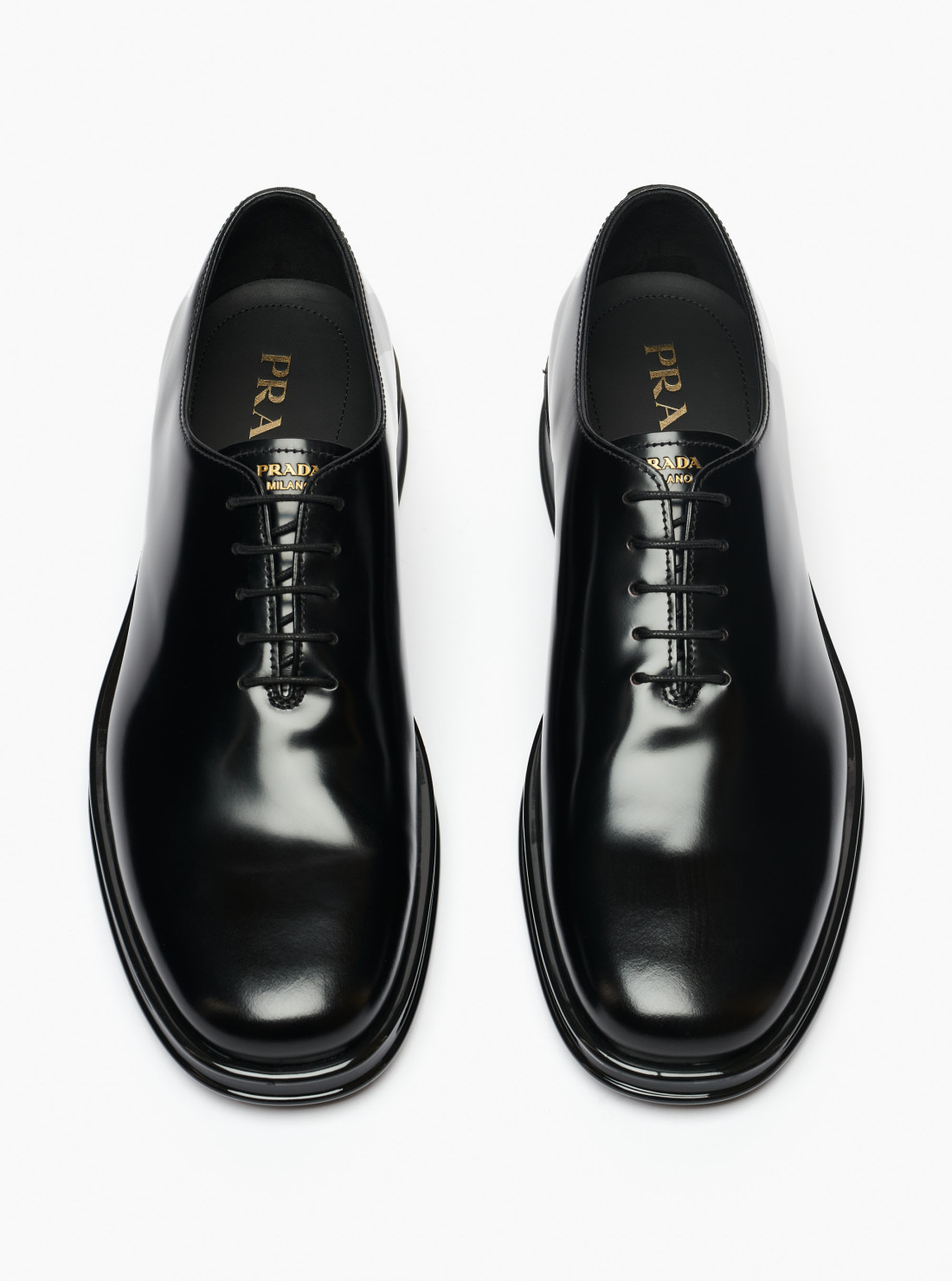 Chaussures à lacets