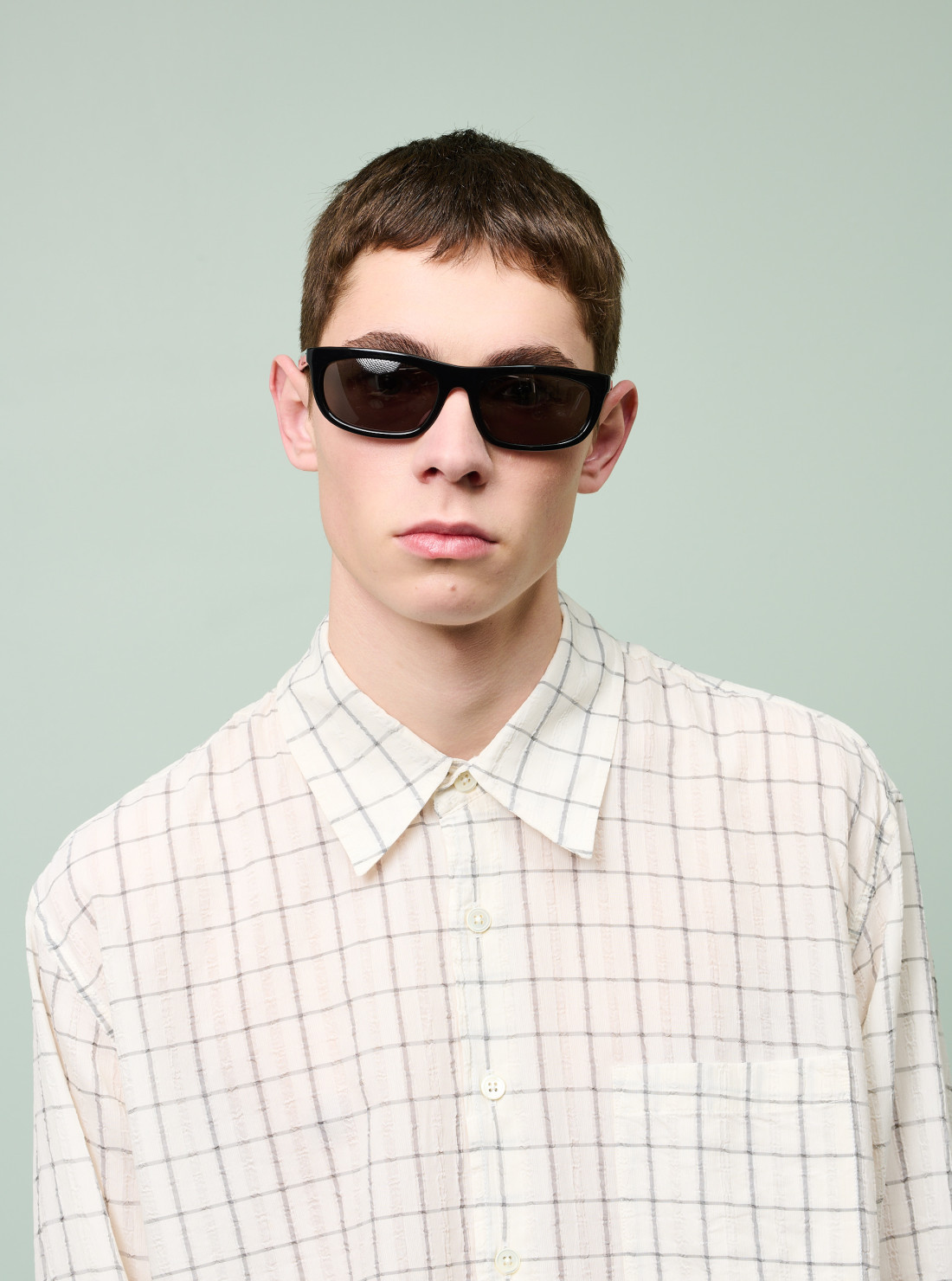 Lunettes shelter sales