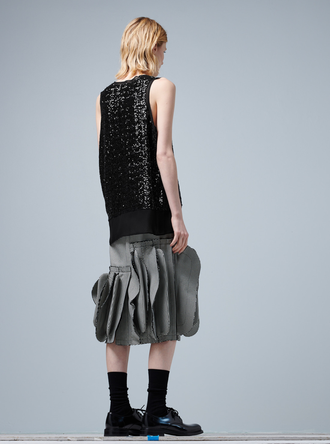 Asymmetrical skirt