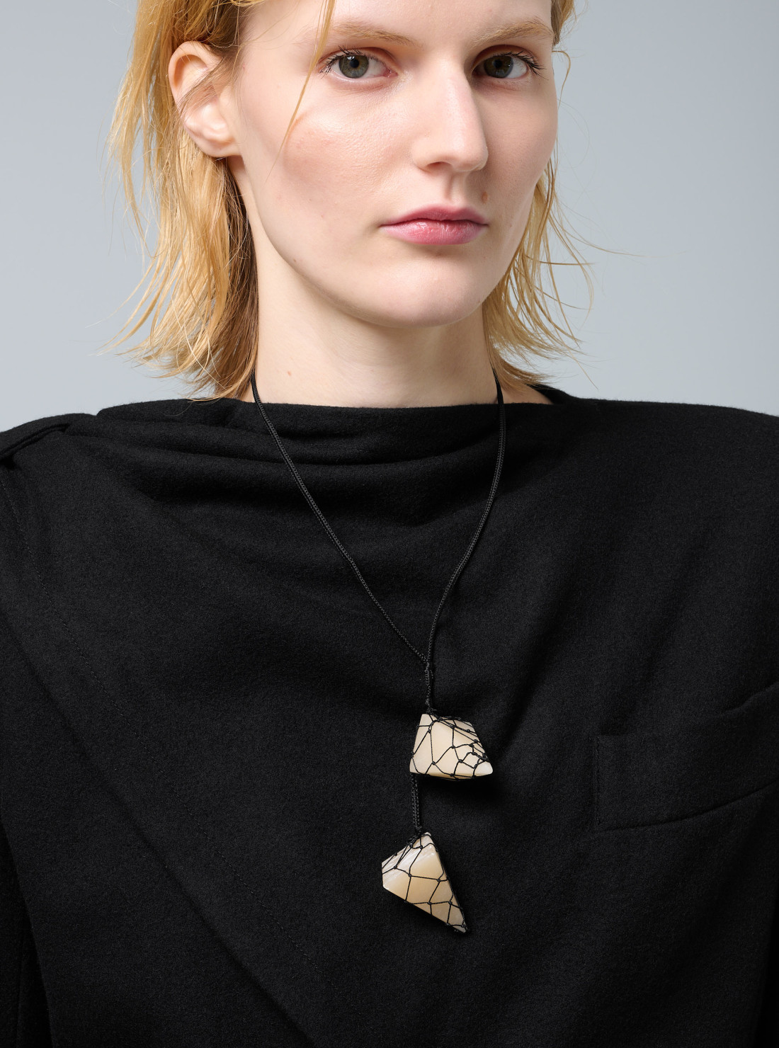 Piramidi Avvolte Necklace
