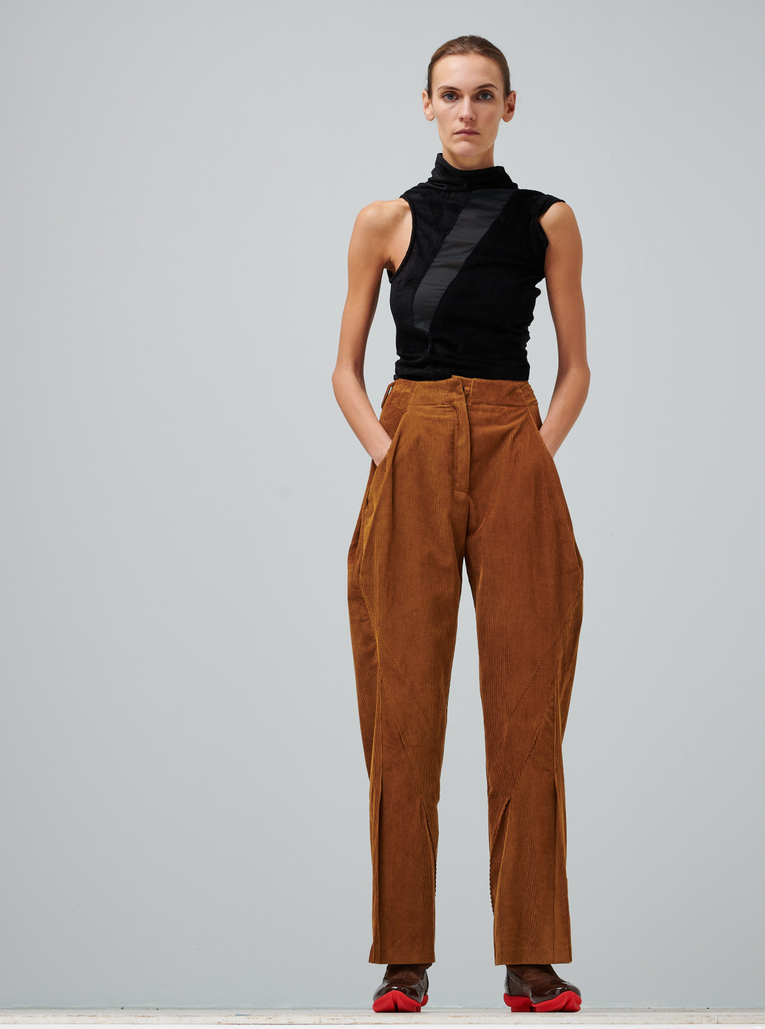 Venari Trouser