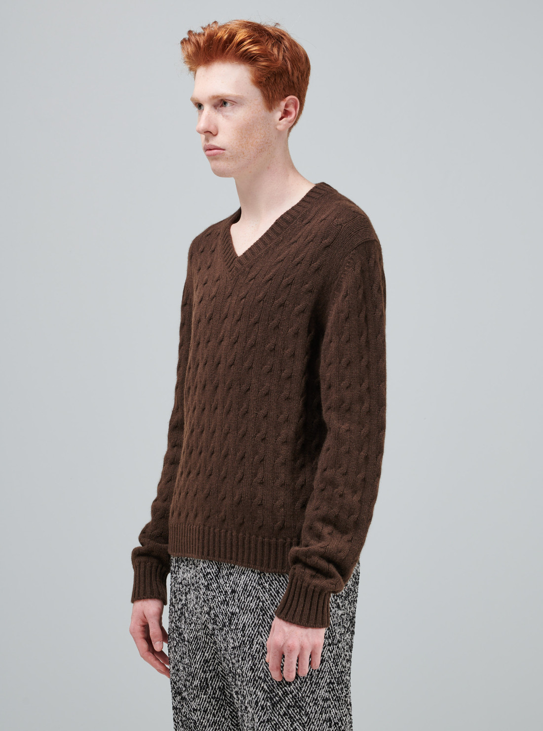 Cashmere V neck sweater