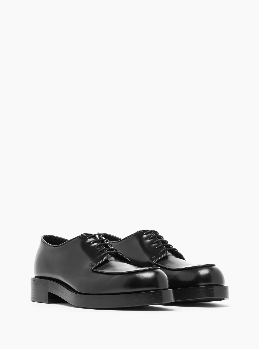 Derbies en cuir brossé