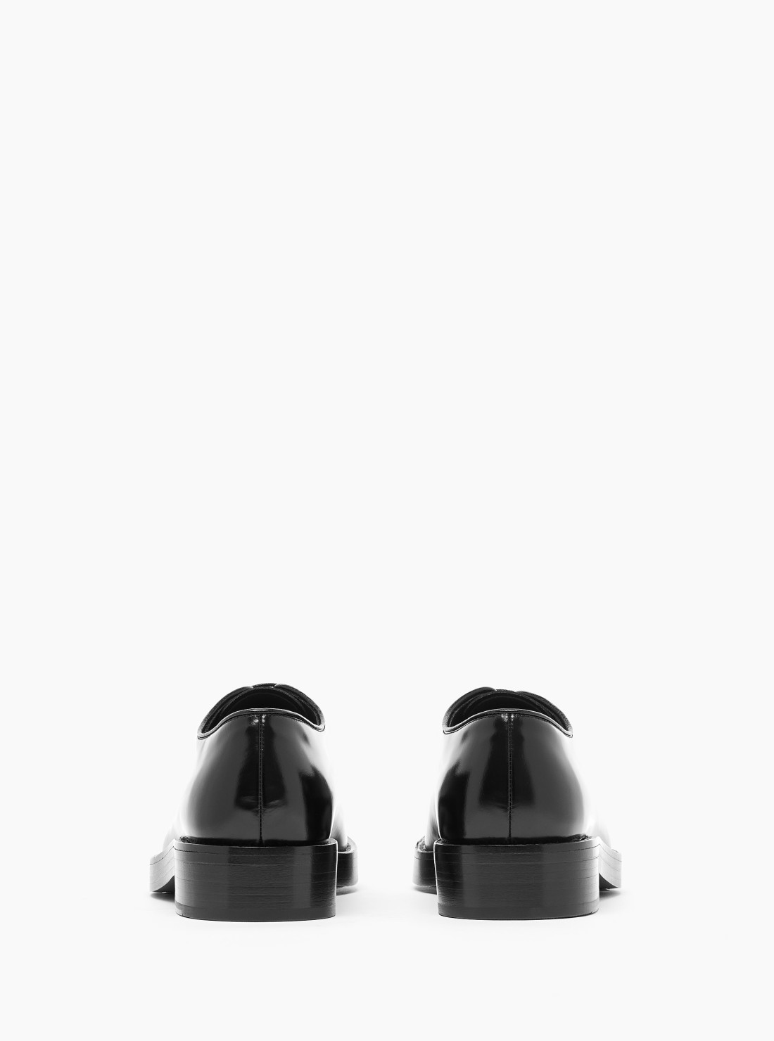 Brushed leather derby shoes