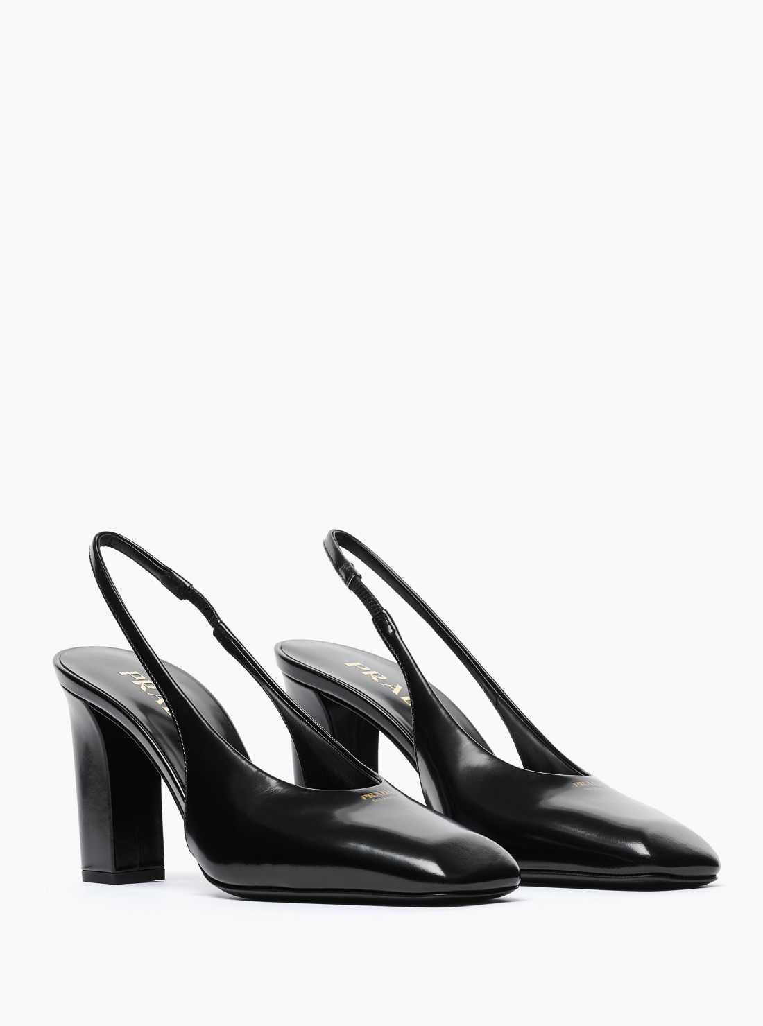 Escarpins à bride arrière en cuir verni