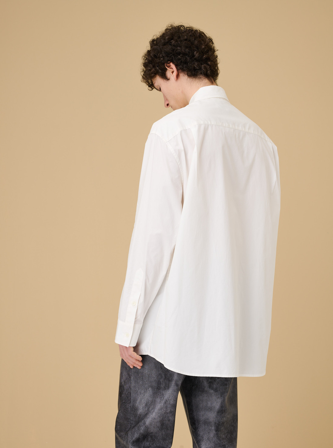 Chemise à dentelle