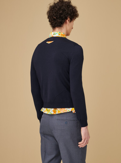 V-Neck wool sweater
