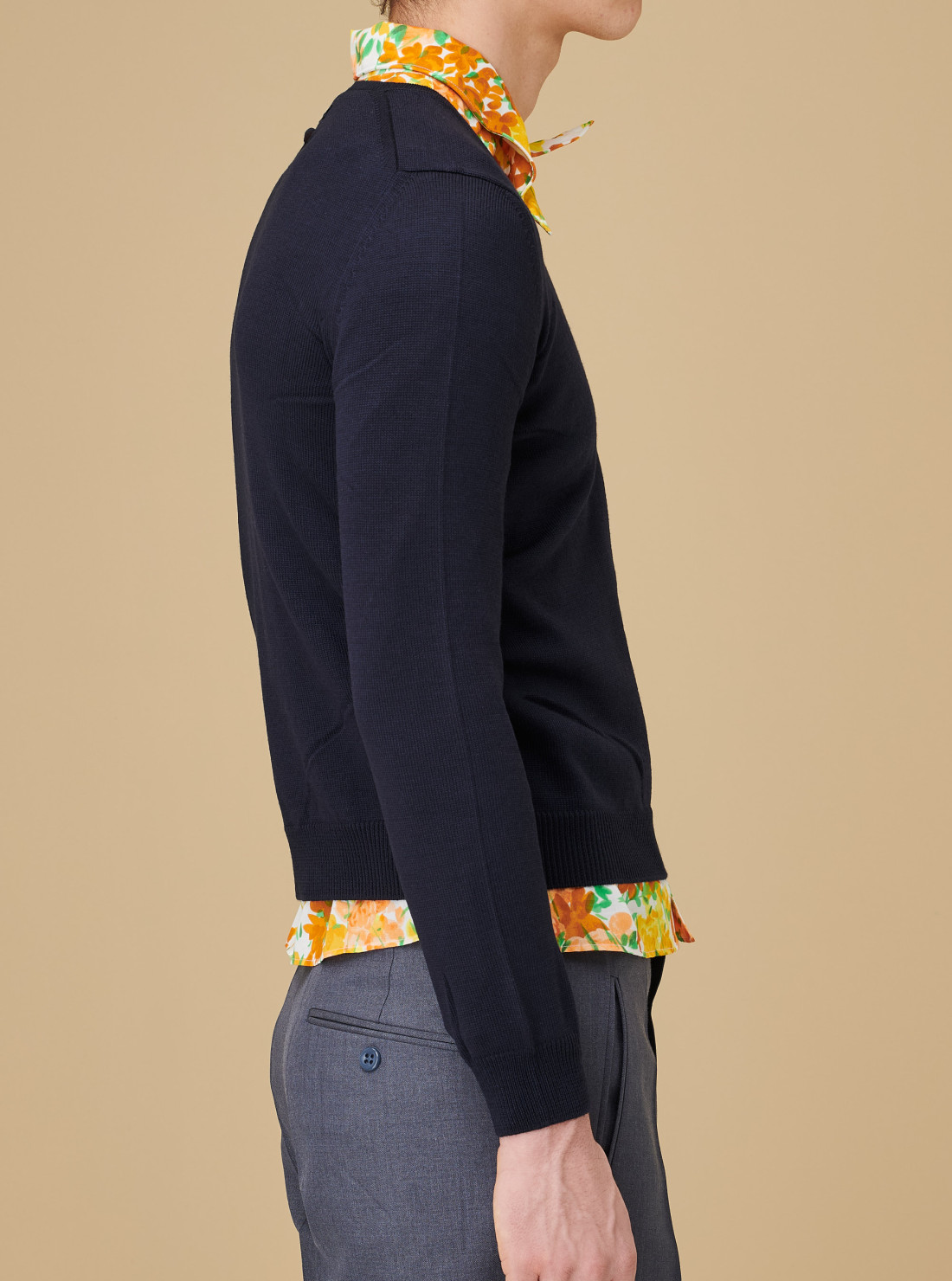 Pull col V en laine