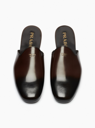 Mules en cuir brossé
