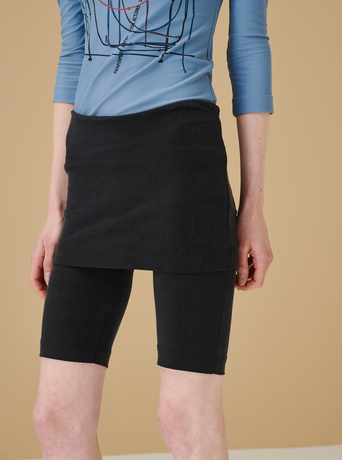 Short Noureev