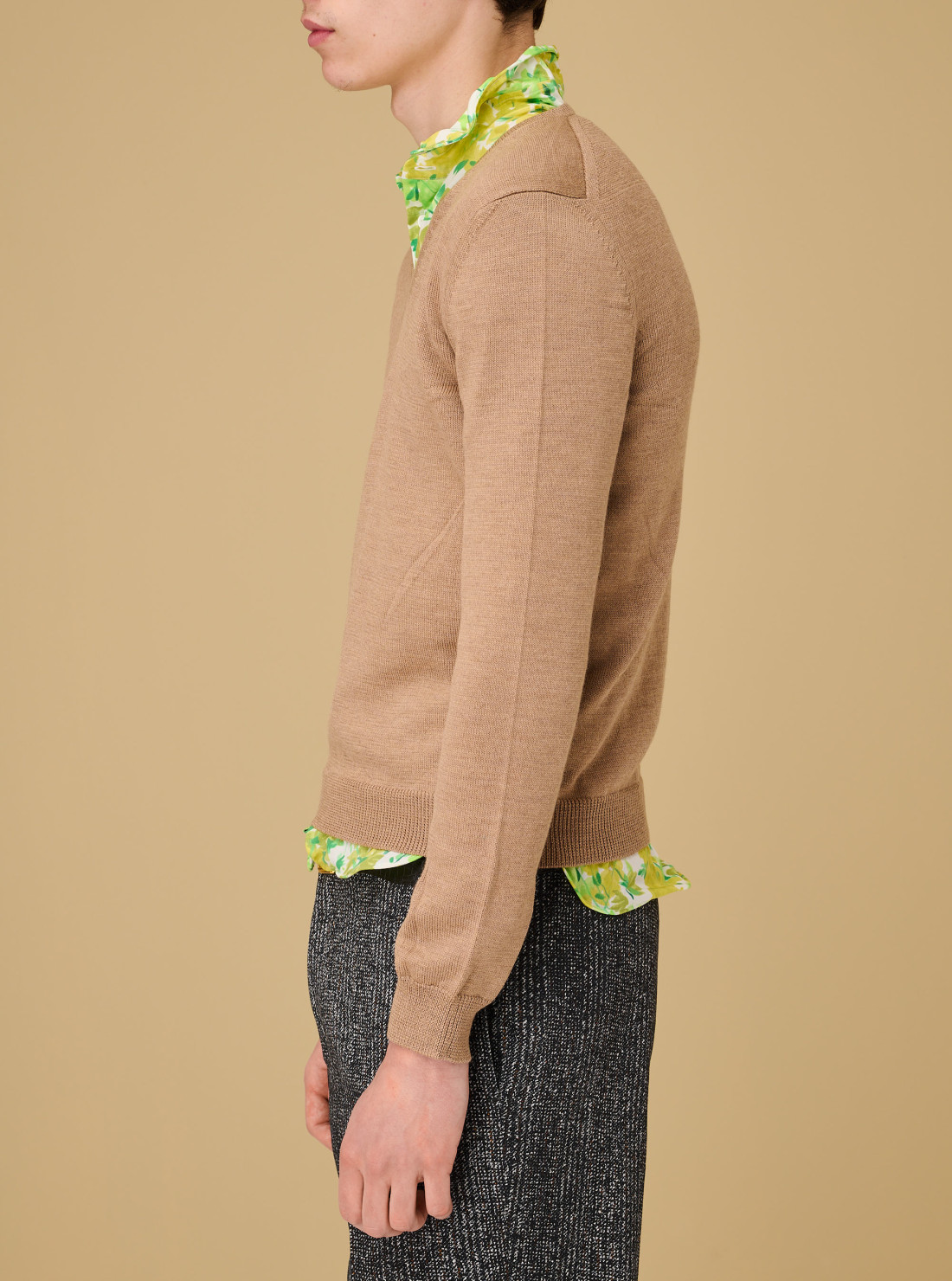 Pull col V en laine