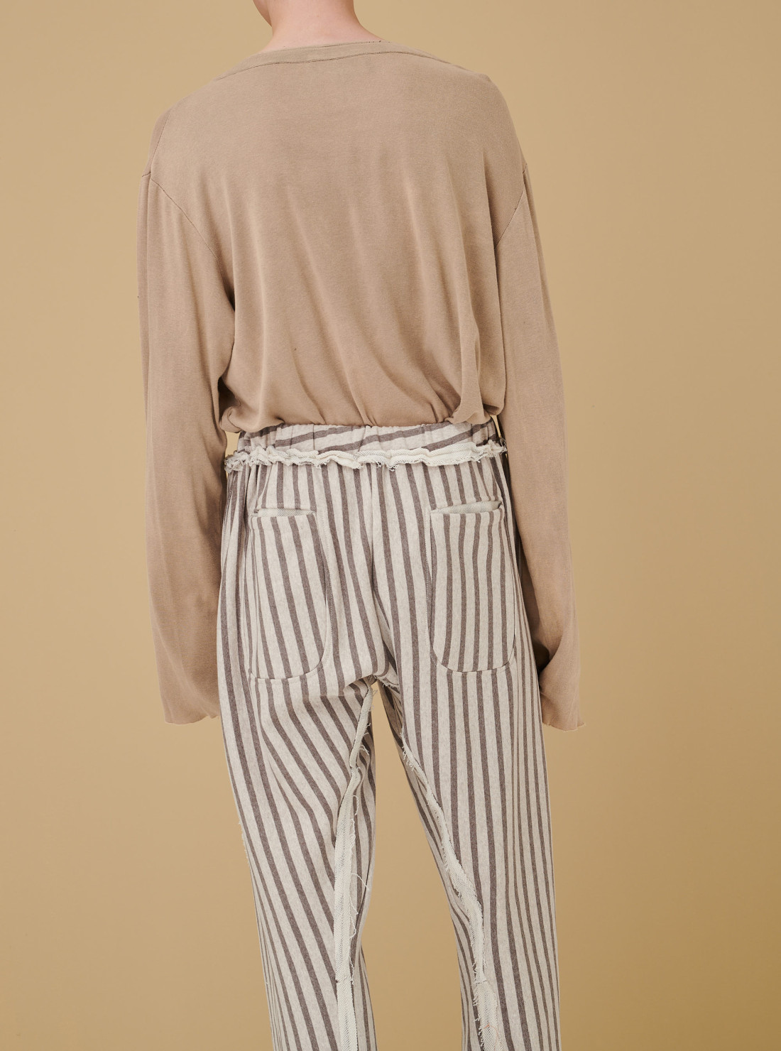 Pantalon twisted
