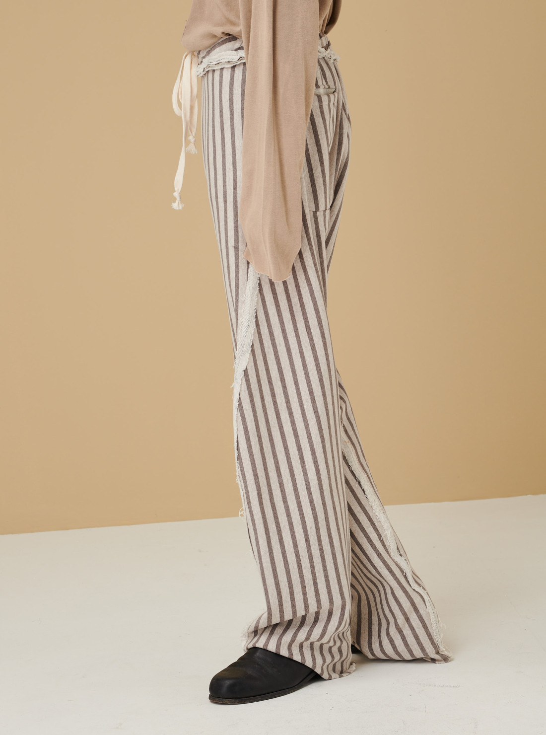 Pantalon twisted