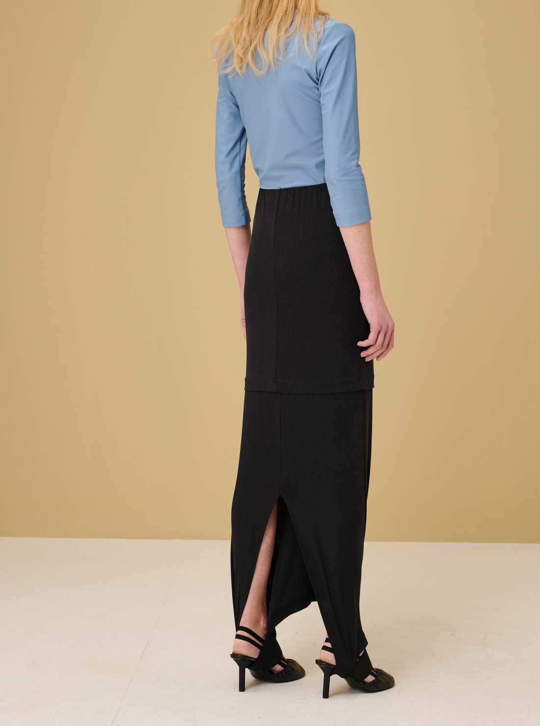 Fuseau Warm-up Skirt