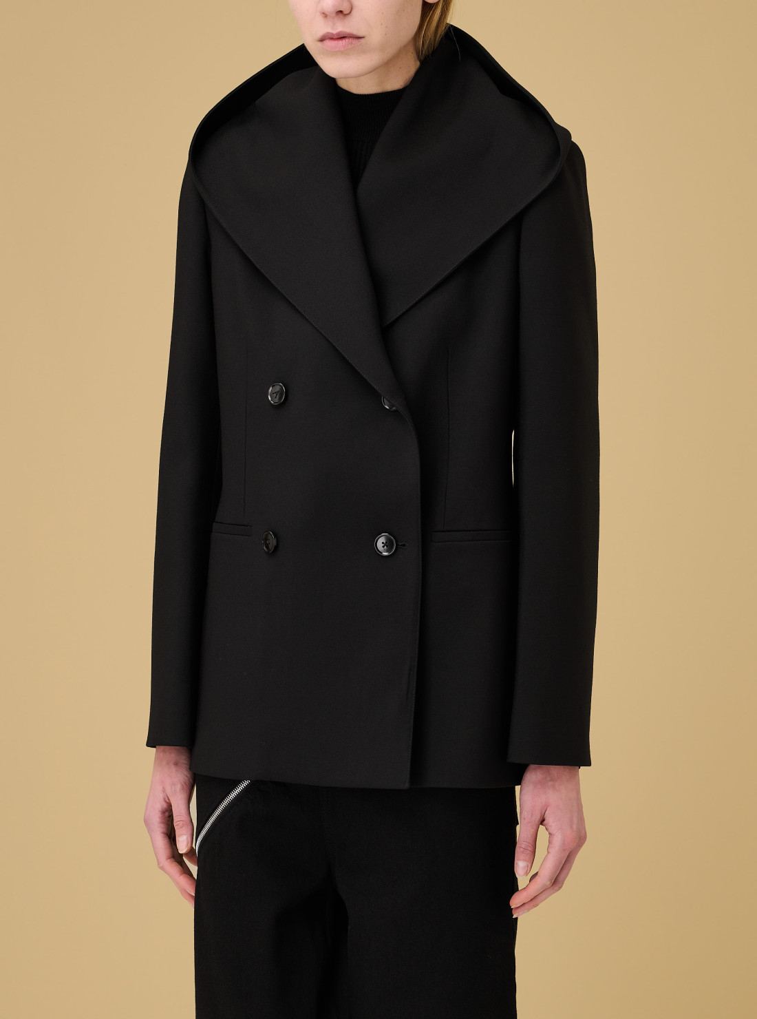 Veste tailleur à capuche