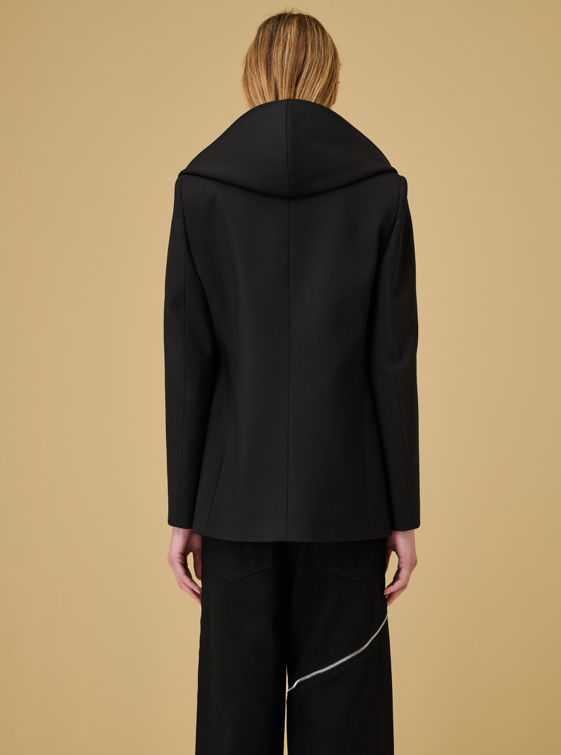 Veste tailleur à capuche