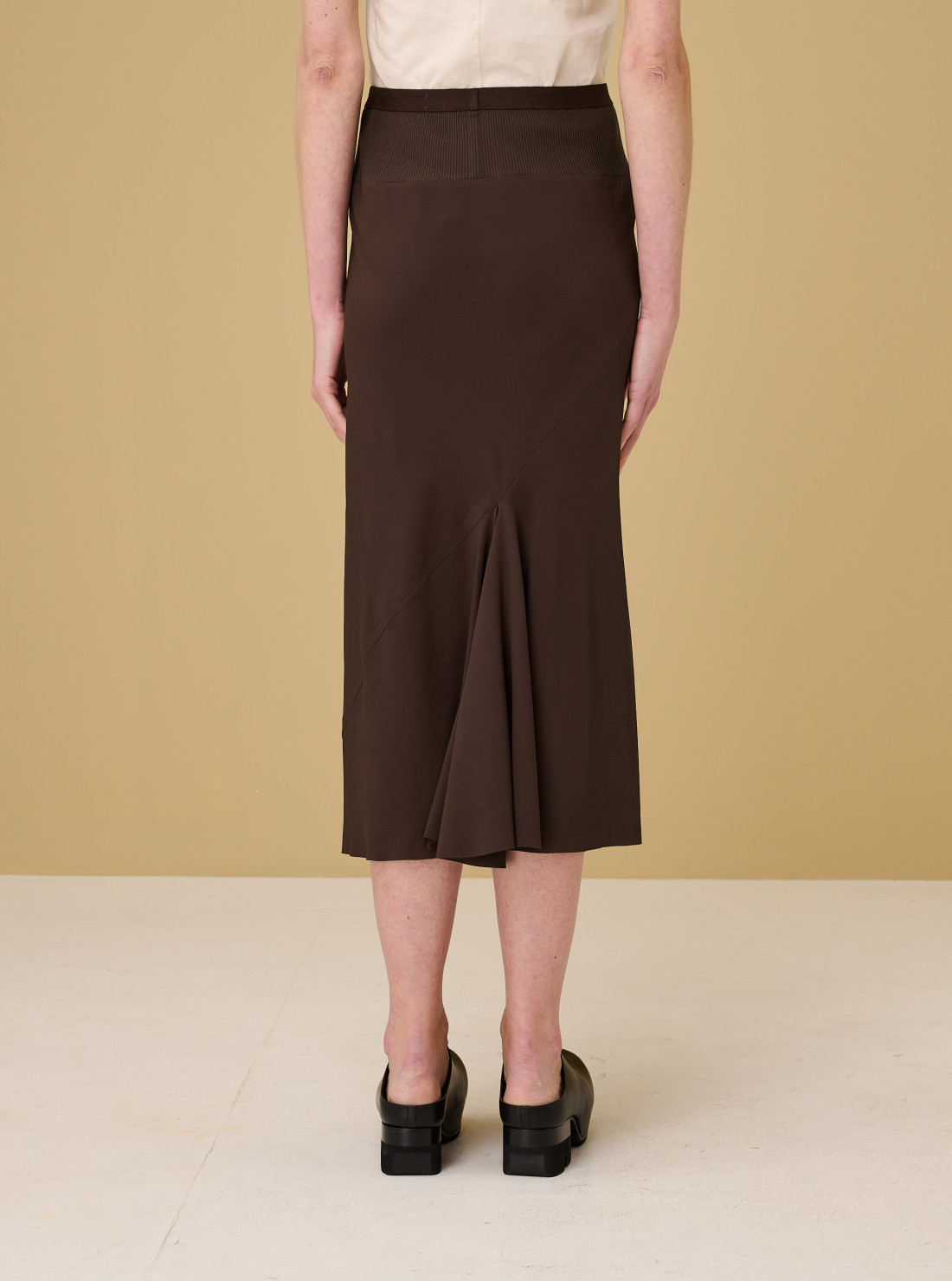 Knee Bias Skirt