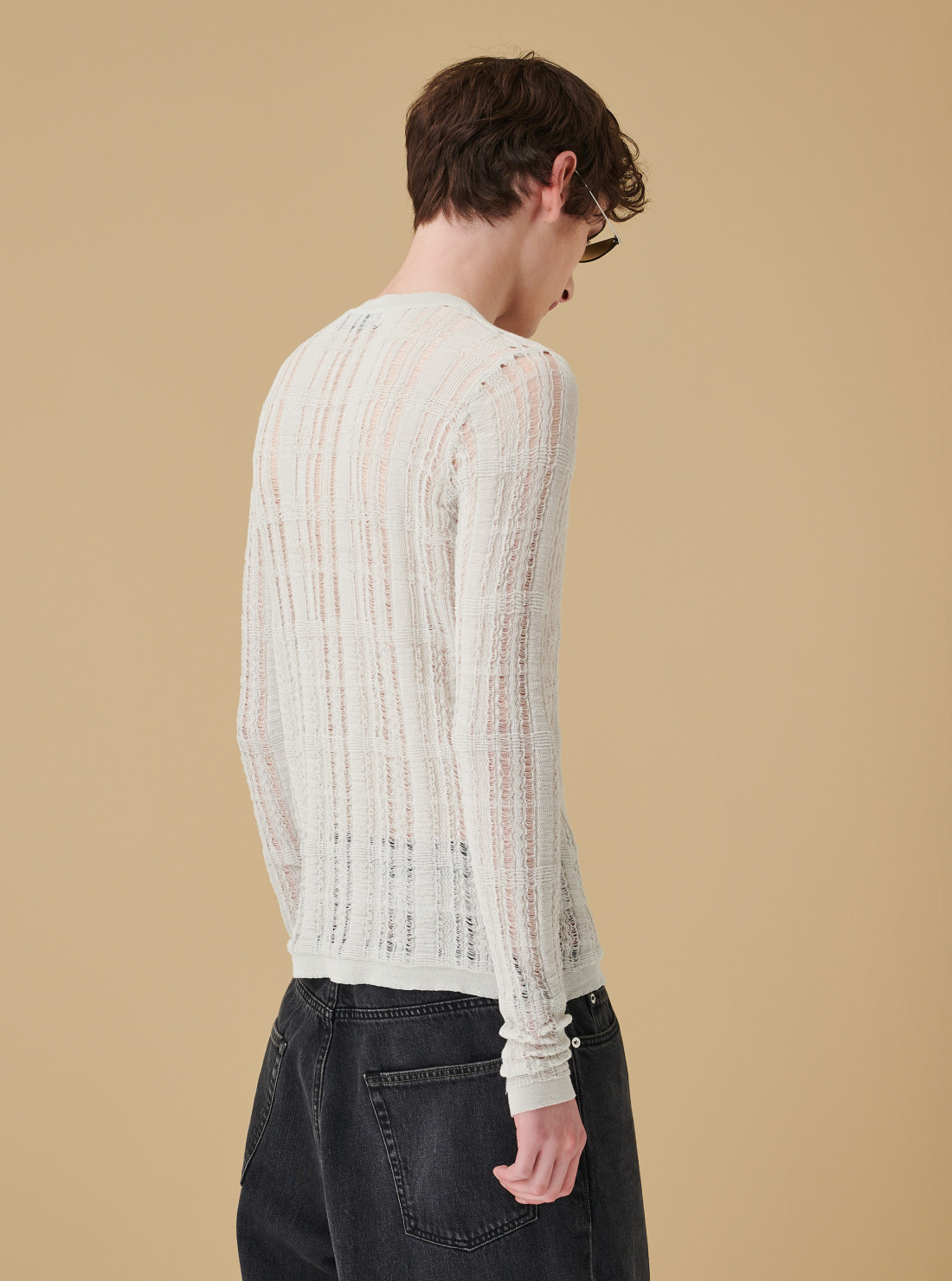 Formal roundneck
