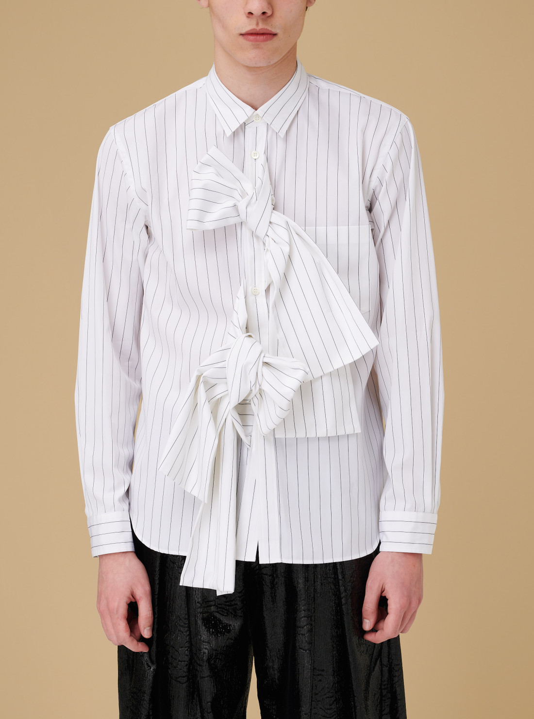 Chemise nouée