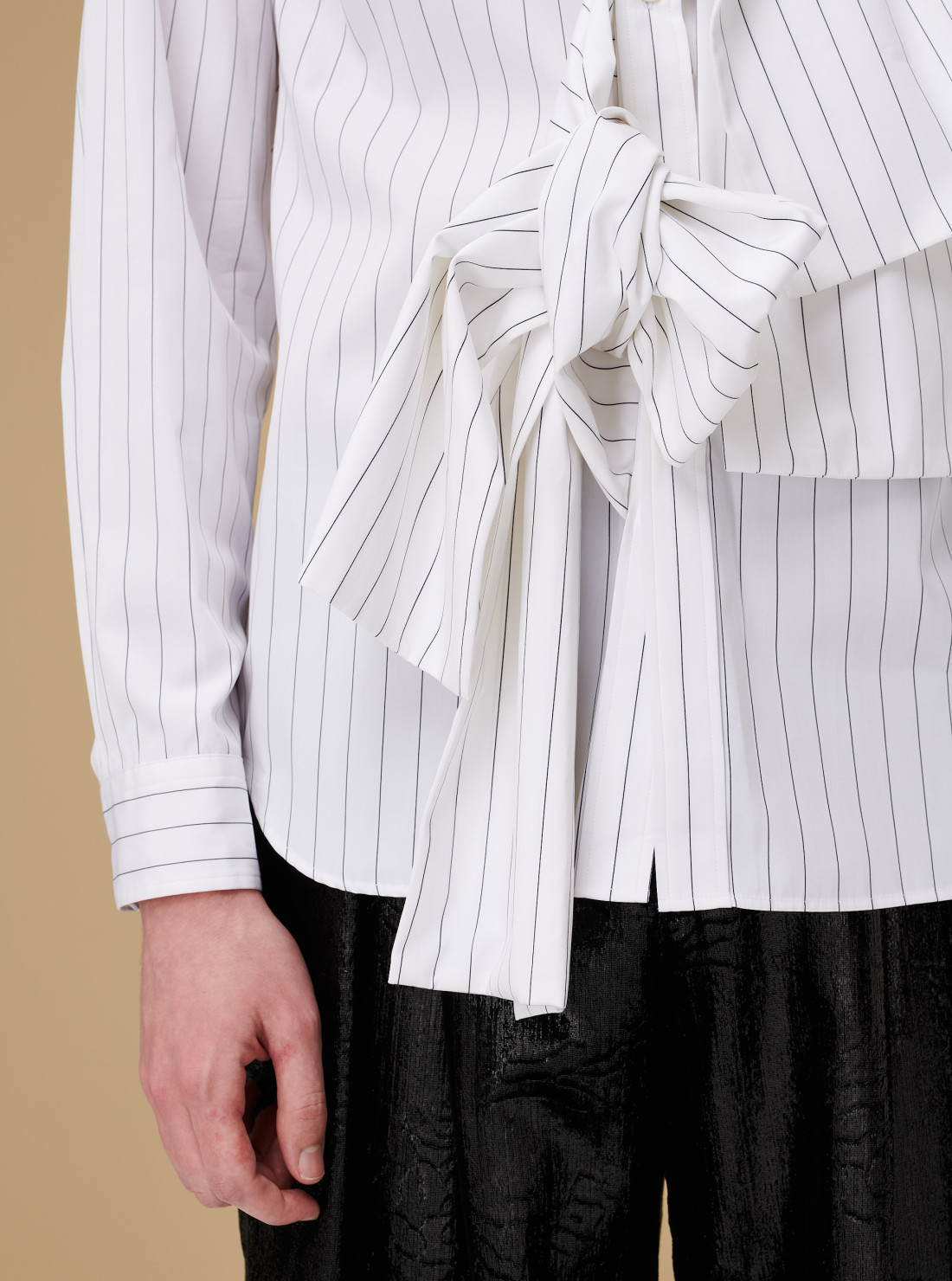 Shirt with knots