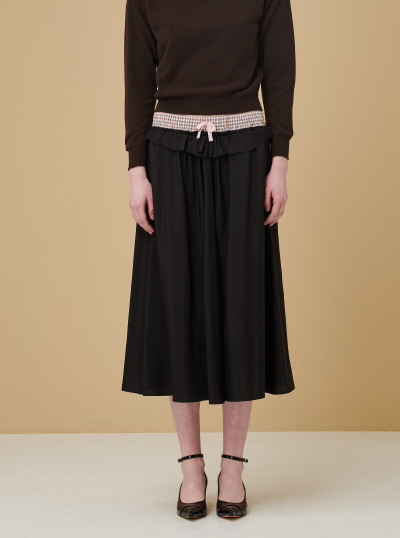 Anonymity of the lining skirt