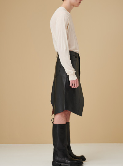 Jupe fendue en cuir 2