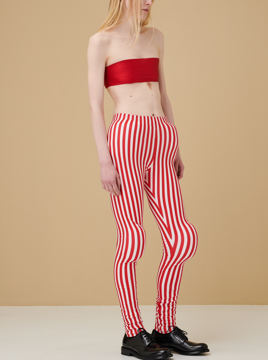 Asymmetrical striped leggings