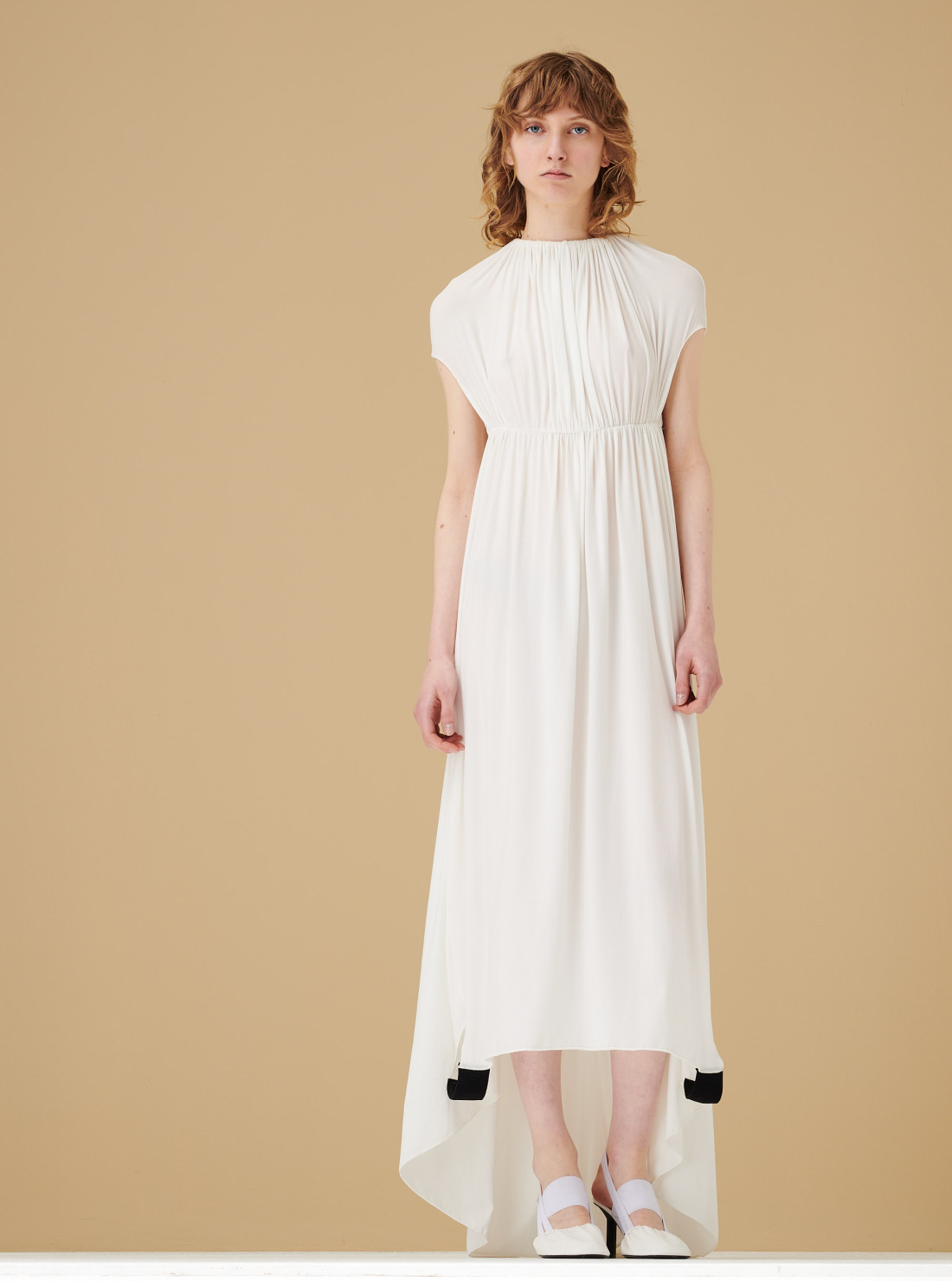 Robe fuseau froncée