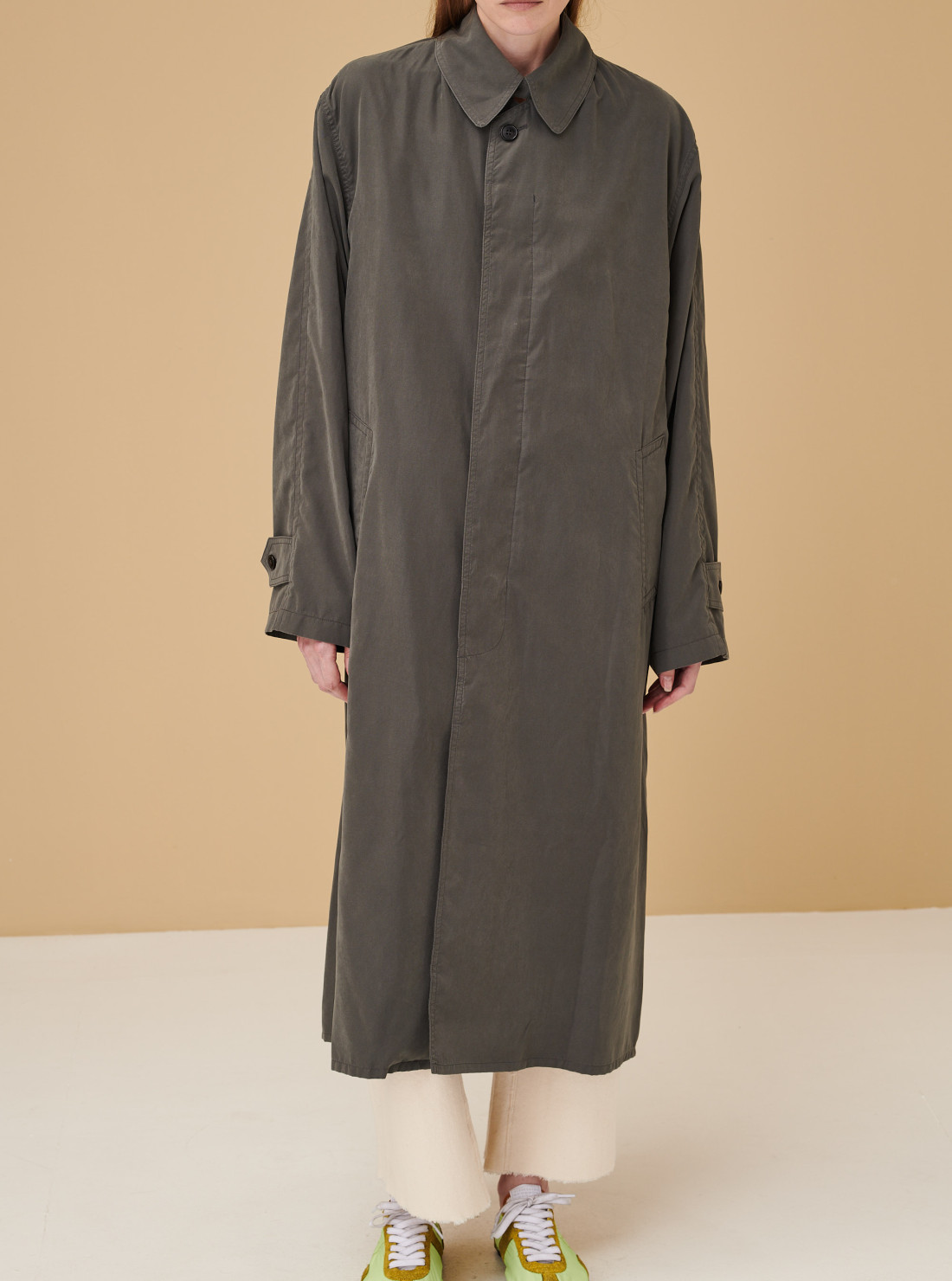 Trench-coat