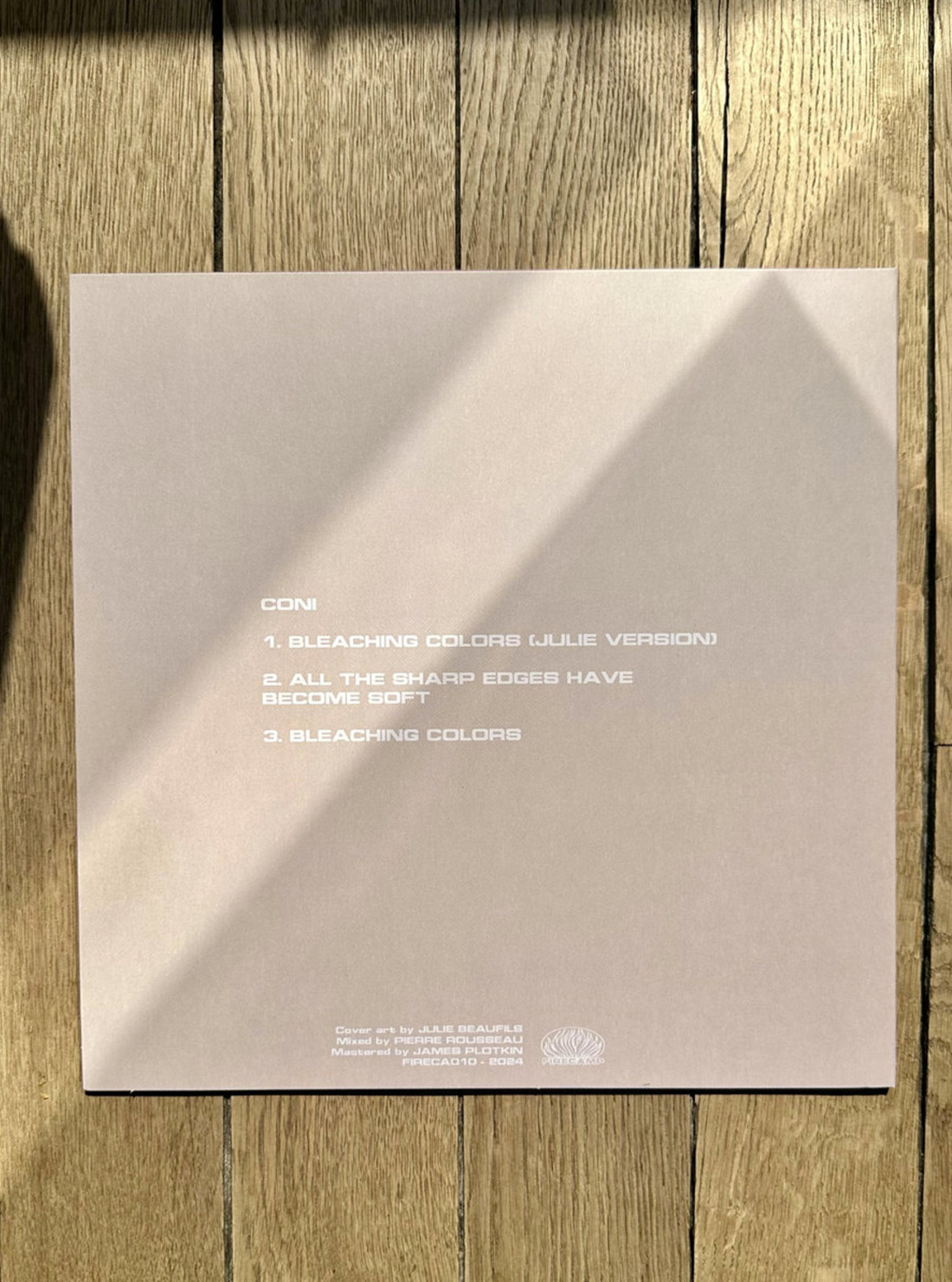 Coni / Bleaching Colors vinyl
