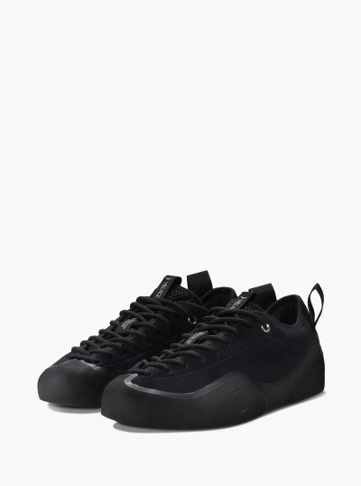 1pm Black 2