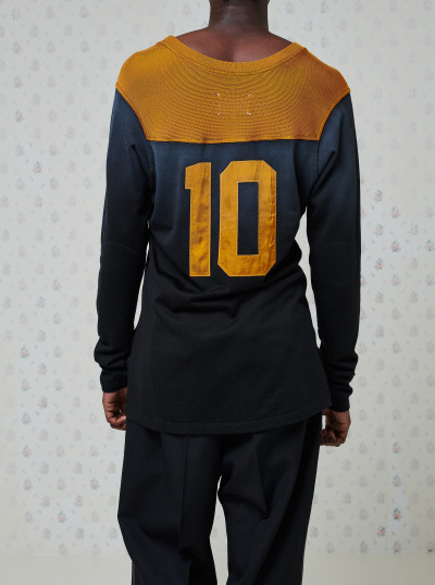 10 long sleeve t-shirt 2