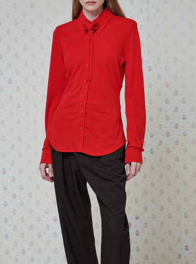 Chemise souple ajustée