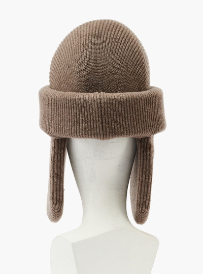 Chapeau tressé rembourré 2