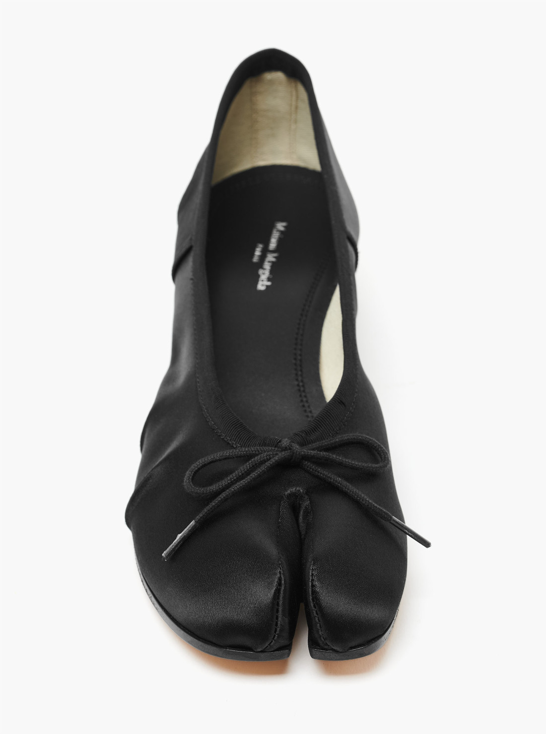 Tabi satin ballerina