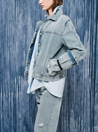 Veste en jean aux manches... 2