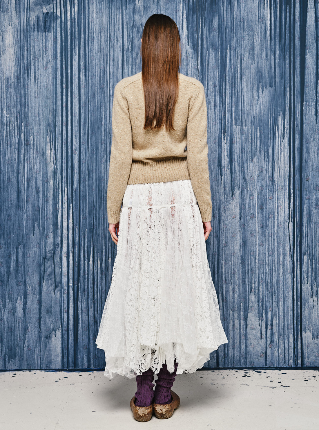 Pull col rond brodé