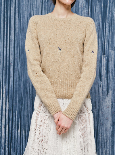 Pull col rond brodé