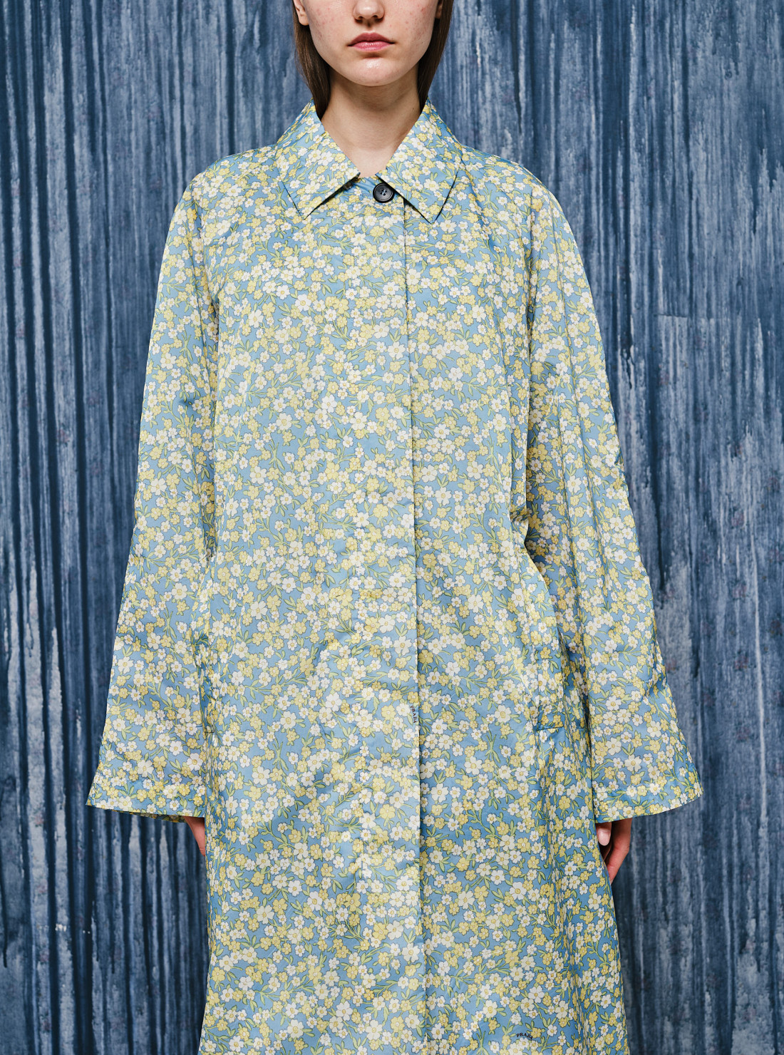 Imperméable imprimé en Re-Nylon