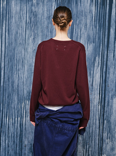 Pull col en V en laine vierge 2