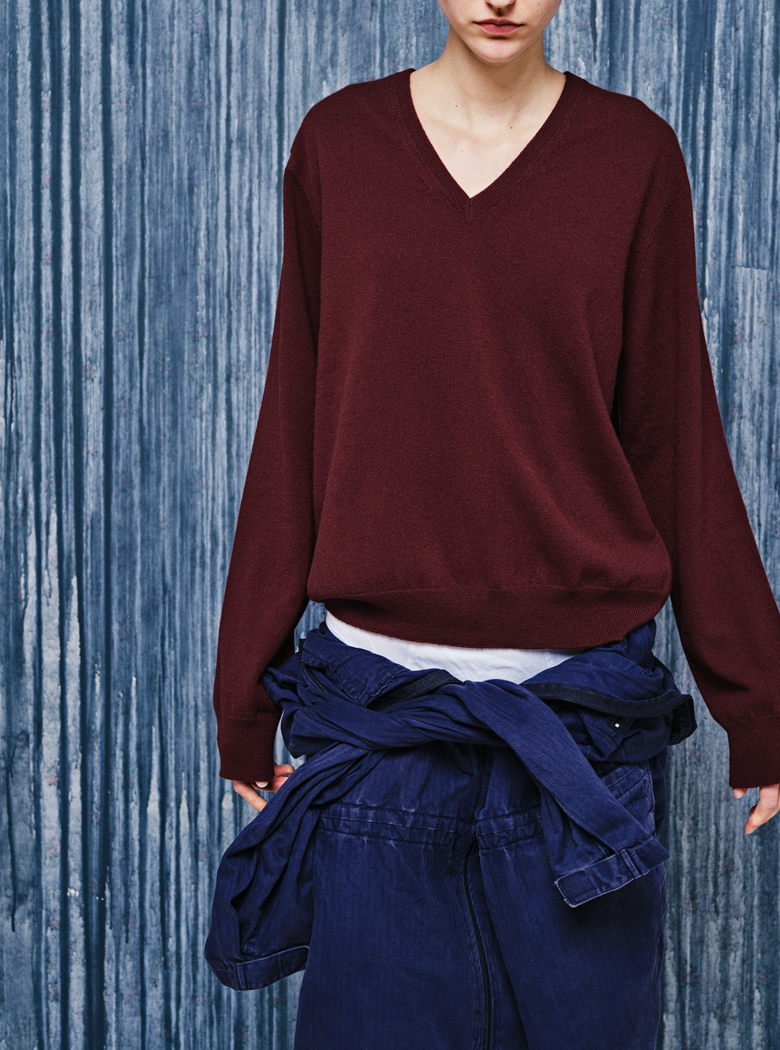 Virgin wool V-neck sweater